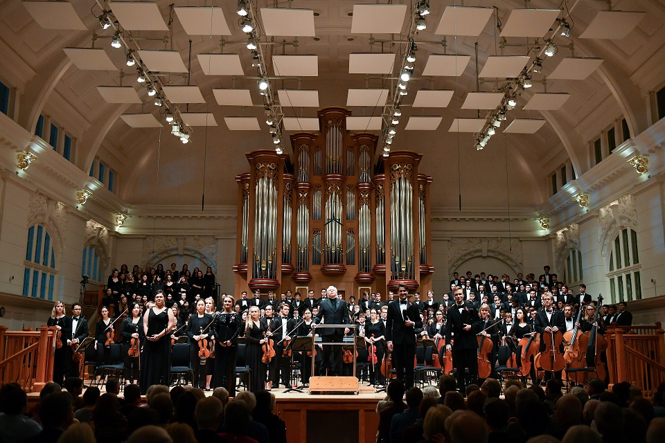 The RCM Baroque Ensemble and Choir in the Amaryllis Fleming Concert Hall